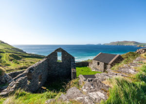 Read more about the article Solo Travel to Ireland: Complete Guide